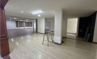 CASA EN VENTA- LAS MERCEDES-PALMIRA-CALLE PRINCIPAL