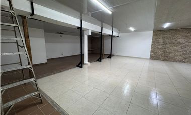 CASA EN VENTA- LAS MERCEDES-PALMIRA-CALLE PRINCIPAL