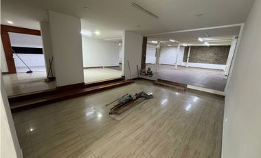 CASA EN VENTA- LAS MERCEDES-PALMIRA-CALLE PRINCIPAL