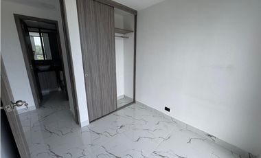 SE ARRIENDA APARTAMENTO EN AVENIDA CENTENARIO