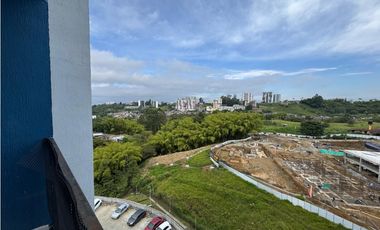 SE ARRIENDA APARTAMENTO EN AVENIDA CENTENARIO