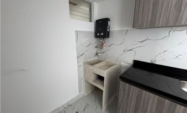 SE ARRIENDA APARTAMENTO EN AVENIDA CENTENARIO