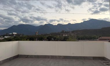 CASA EN RENTA CARRETERA NACIONAL ALINA