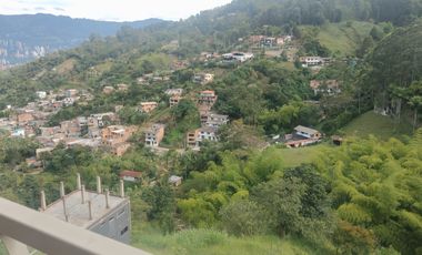 (V)OPORTUNIDAD, LOTE CON CASAS EN VENTA EN BELÉN EL JARDÍN