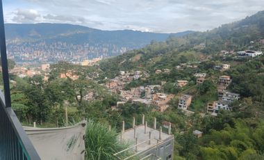 (V)OPORTUNIDAD, LOTE CON CASAS EN VENTA EN BELÉN EL JARDÍN