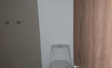 RENTA DEPARRAMENTO 3 REC. 3 BAÑOS CUARTO SERV C/BAÑO