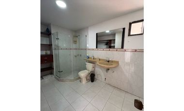 EN VENTA AMPLIO APARTAMENTO DUPLEX EN VILLA SANTOS