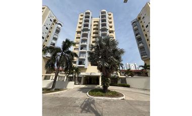 EN VENTA AMPLIO APARTAMENTO DUPLEX EN VILLA SANTOS