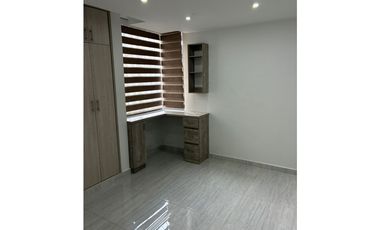 Se renta apartamento edificio Quisqueya, al lado del C.C Arboleda