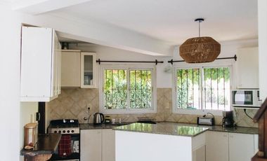 Casa en alquiler Lujan de cuyo