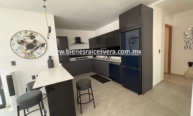 CASA EN RENTA EN TEQUISQUAPAN EN LA MEDIA LUNA. Yoos