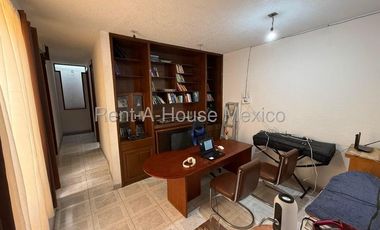 Casa en venta en Emilio Carranza Venustiano Carranza 26-144 JAS