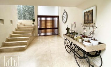 Casa en Venta en Jardines del Pedregal C