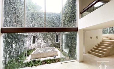 Casa en Venta en Jardines del Pedregal C