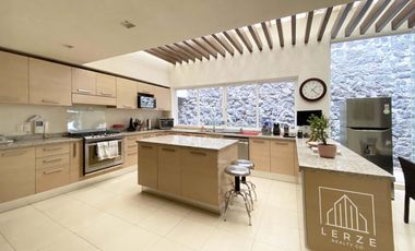 Casa en Venta en Jardines del Pedregal C