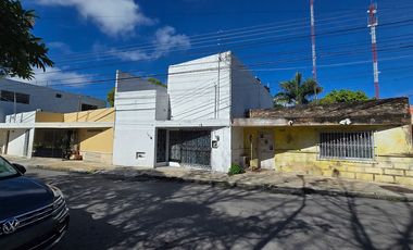 Propiedad cercano a Paseo de Montejo para remodelar