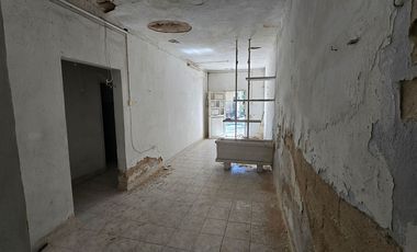 Propiedad cercano a Paseo de Montejo para remodelar