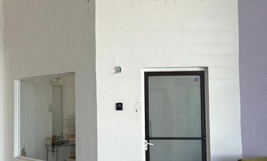 LOCAL EN VENTA YA RENTADO EN PLAZA QUINTAS SOBRE ORTIZ MENA