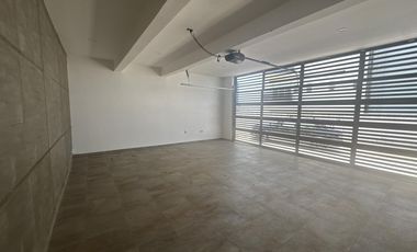 CASA CON ALBERCA EN PLAYAS DEL CONCHAL