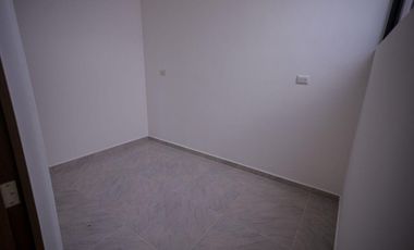 CASA EN VENTA EN PRIVADA AMBAR DE CONKAL, CON PANELES SOLARES.