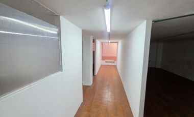 Edificio Comercial para Oficinas a unos pasos de La Luna