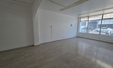 Edificio Comercial para Oficinas a unos pasos de La Luna