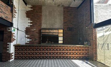 Local En Renta Calzada De Los Arcos 23