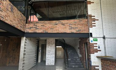 Local En Renta Calzada De Los Arcos 23