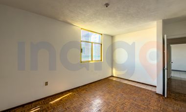 Local - Oficina en Renta en Bosques del acueducto junto a Los Arcos