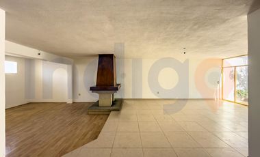 Local - Oficina en Renta en Bosques del acueducto junto a Los Arcos