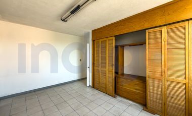 Local - Oficina en Renta en Bosques del acueducto junto a Los Arcos