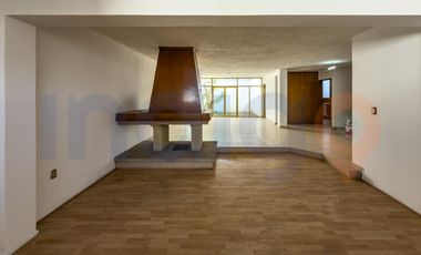 Local - Oficina en Renta en Bosques del acueducto junto a Los Arcos