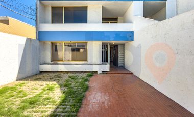 Local - Oficina en Renta en Bosques del acueducto junto a Los Arcos