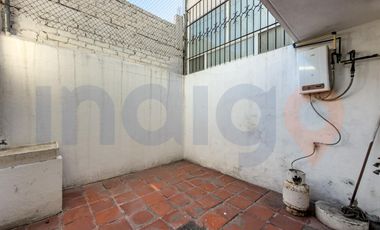 Local - Oficina en Renta en Bosques del acueducto junto a Los Arcos