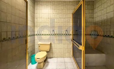 Local - Oficina en Renta en Bosques del acueducto junto a Los Arcos