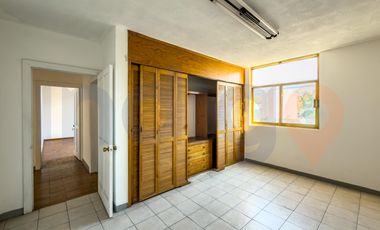 Local - Oficina en Renta en Bosques del acueducto junto a Los Arcos