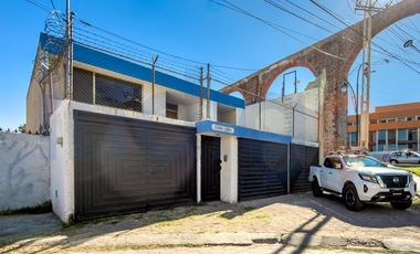 Local - Oficina en Renta en Bosques del acueducto junto a Los Arcos