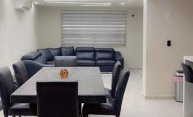 Hermosa Casa en  Calzadas Anáhuac, Escobedo,  N. L.