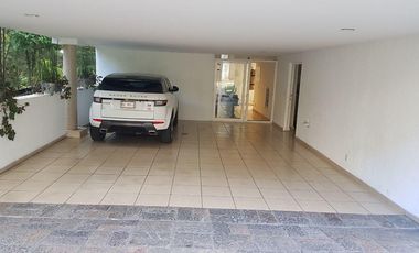 Casa en Condominio en RENTA VENTA en Calz Aguilas, Lomas de Axomiatla