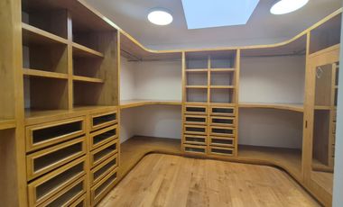 Casa en Condominio en RENTA VENTA en Calz Aguilas, Lomas de Axomiatla