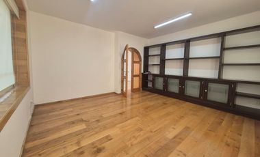 Casa en Condominio en RENTA VENTA en Calz Aguilas, Lomas de Axomiatla