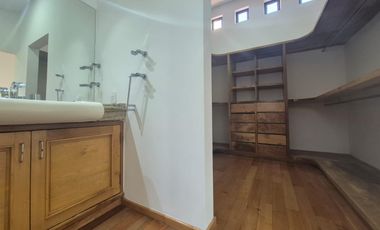 Casa en Condominio en RENTA VENTA en Calz Aguilas, Lomas de Axomiatla