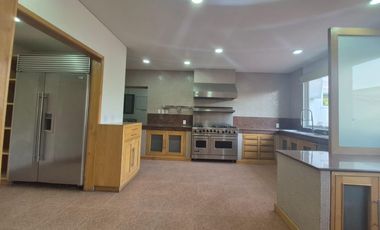 Casa en Condominio en RENTA VENTA en Calz Aguilas, Lomas de Axomiatla