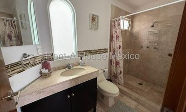 Casa Amueblada en Renta en Oaxtepec Centro,  Yautepec JL 26-1874.