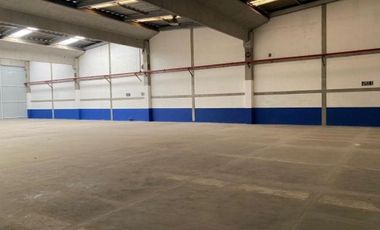 Renta de bodega industrial en Tlalnepantla 2,543 m².