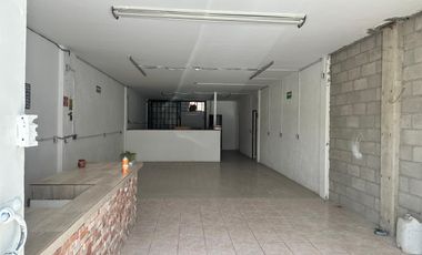 RENTA | Local Comercial de 130 m2