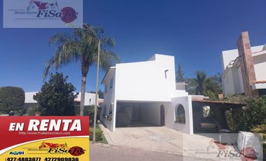 HERMOSA CASA EN RENTA