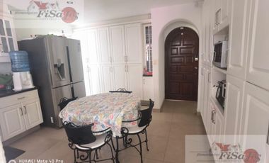 HERMOSA CASA EN RENTA