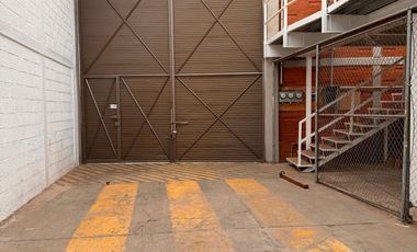 Bodega en renta de 1,900 m² en Naucalpan