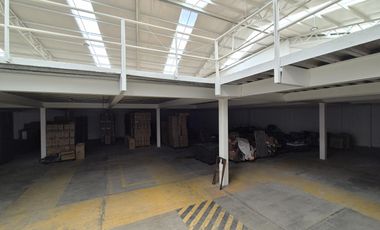 Bodega en renta de 1,900 m² en Naucalpan